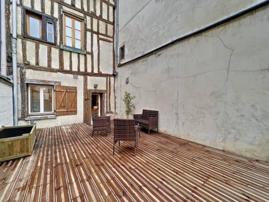 *Jaures* Hyper Centre / Terrasse Apartment Троа Екстериор снимка